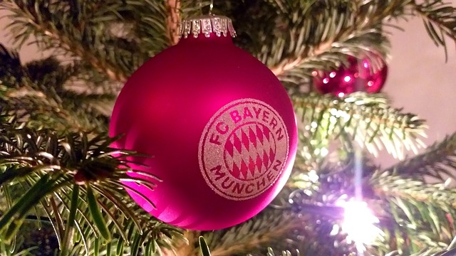 在这片绿茵 在这片绿茵